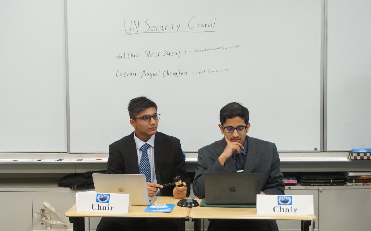 Student+Chairs+presiding+over+the+UN+Security+Council+at+ASIJMUN+IV